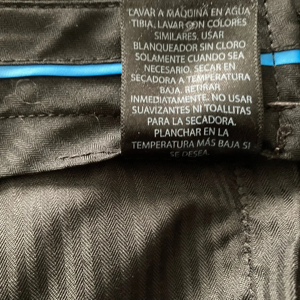 Haggar Men's Black Trousers  - Straight Leg, Sz 40x29